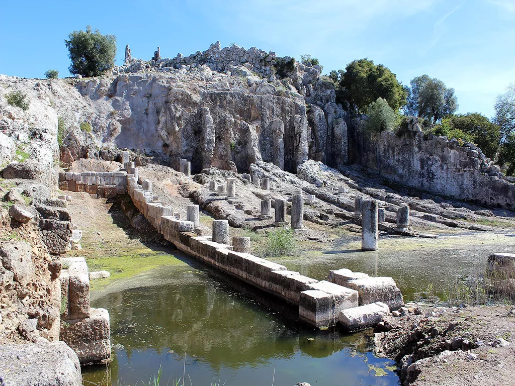 The Ancient Shipyards of Oiniades c 400 – 200 BC 