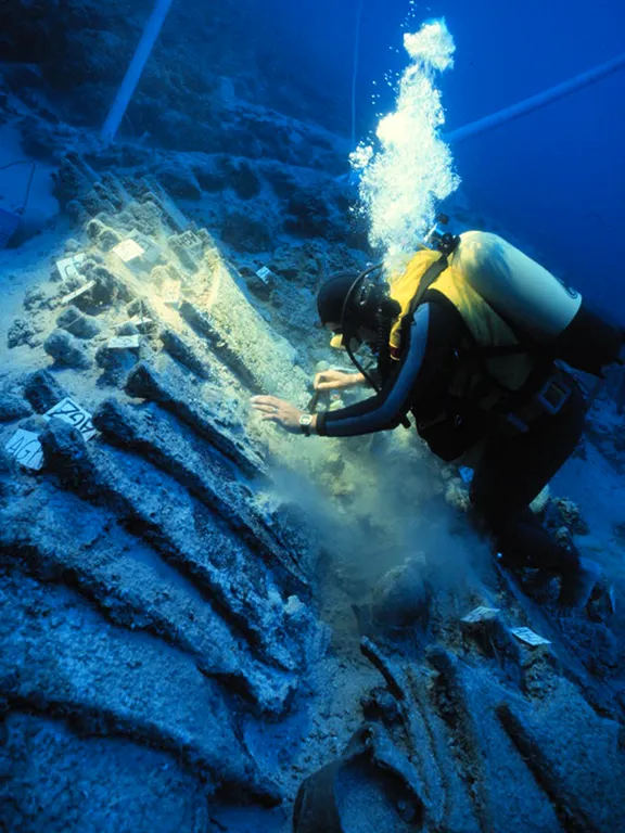 Late Bronze Age shipreck off Uluburun (1335 - 1305 BC) Copper ingots on the Uluburun