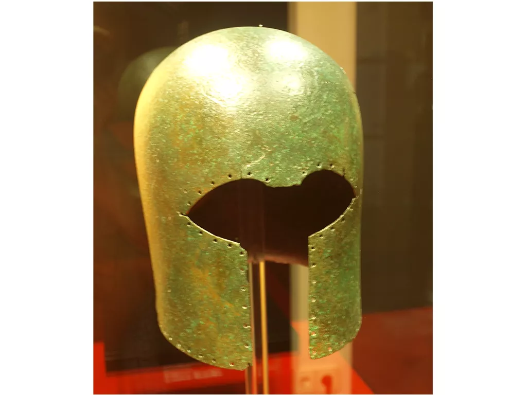 Corinthian Helmet Distribution: Greek Maritime Trade Networks (8th-5th Century BC) The Jerez helmet - Archaeological Museum of Jerez de la Frontera