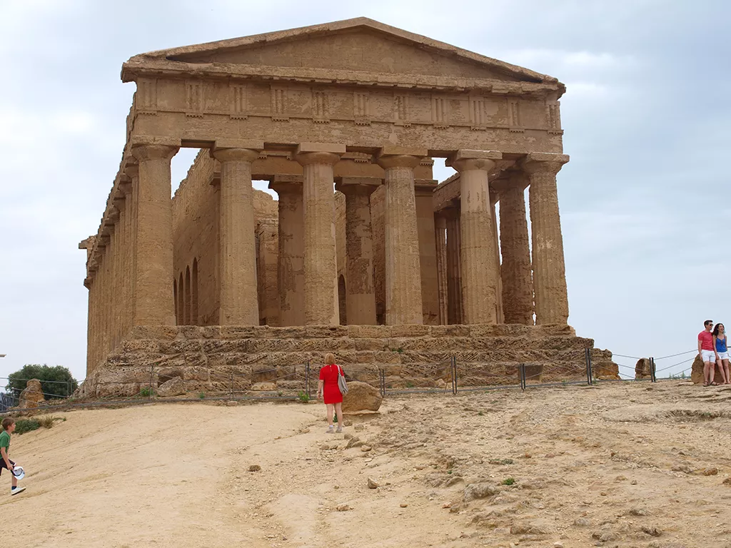 Trade, Conflict, and the Sicilian Wars (580-265 BC) Agrigento (ancient Akragas), Sicily, Monumental Greek architecture