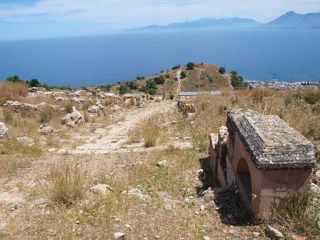 Trade, Conflict, and the Sicilian Wars (580-265 BC) Solunto - Carthaginian port northern Sicily