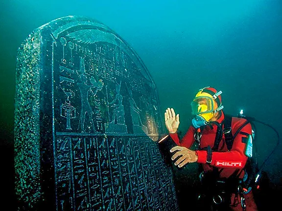 The Greek Emporium of Thonis-Heracleion 8th c BC - 8th c AD Inscribed Stelae - ©Franck Goddio/Hilti Foundation, photo: Christoph Gerigk