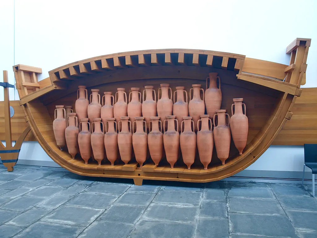 Naval Technology in the Mediterranean during the Roman Era Roman Cargo Ship  Cutaway - National Museum of Underwater Archaeology - Cartagena