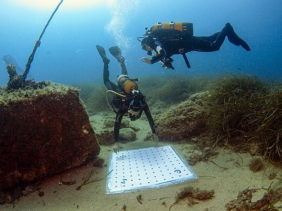 Surveying the Bajo de la Campana shipwreck