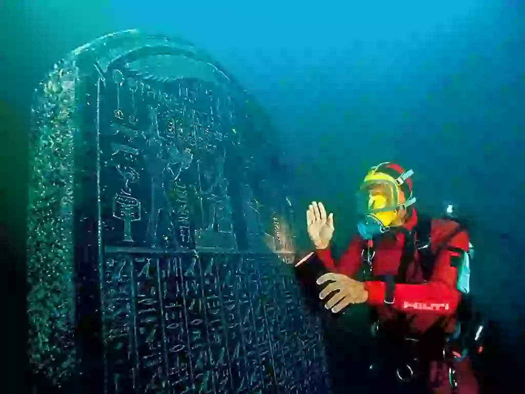 The Greek Emporion of Thonis-Heracleion 8th c BC - 8th c AD - Inscribed Stelae - Franck Goddio/Hilti Foundation, photo: Christoph Gerigk