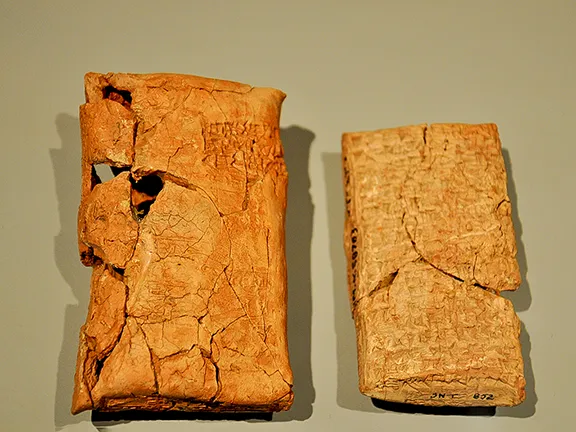 The world’s first courier service in the bronze age Middle East Tablet with envelope