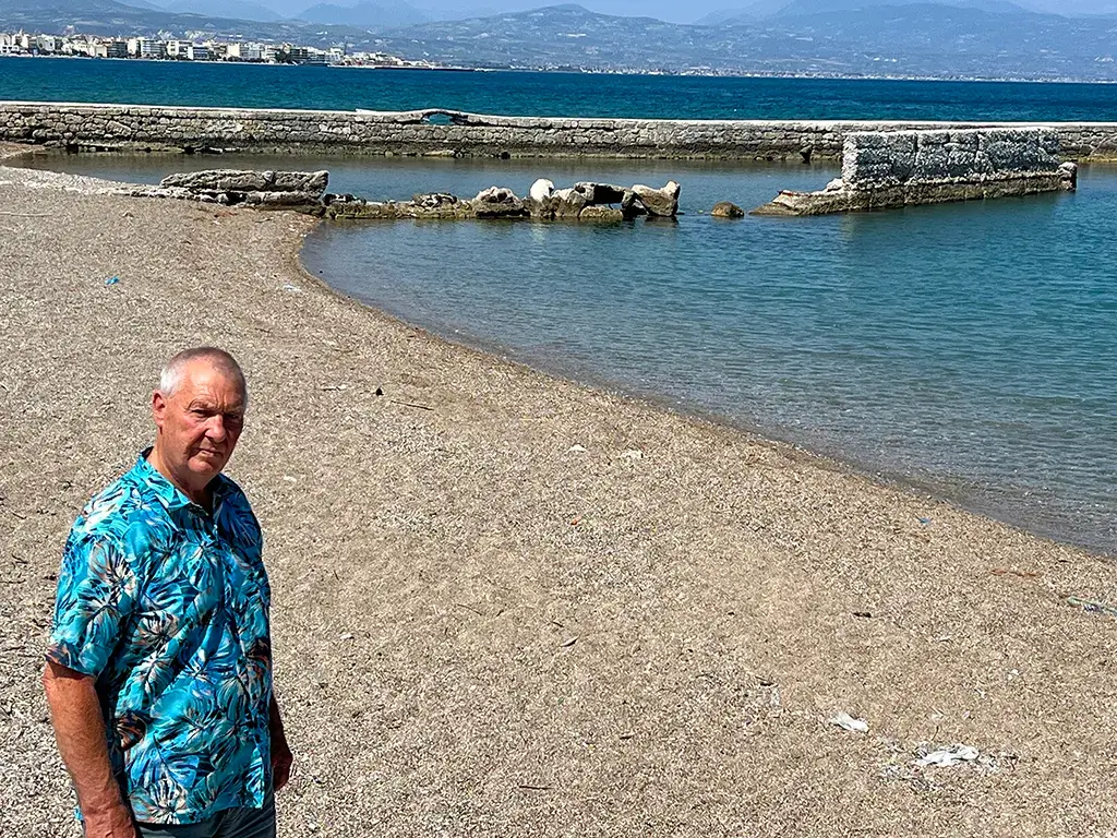 The Diolkos of Corinth: History, Engineering, and Legacy of the Ancient Overland Shipway - The Western Terminus: Poseidonia and the Corinthian Gulf Port of Lechaion