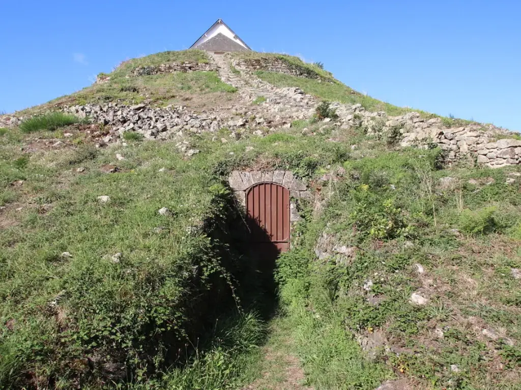 Architecture of Anxiety: Megaliths of Brittany - The Tumulus of Saint-Michel