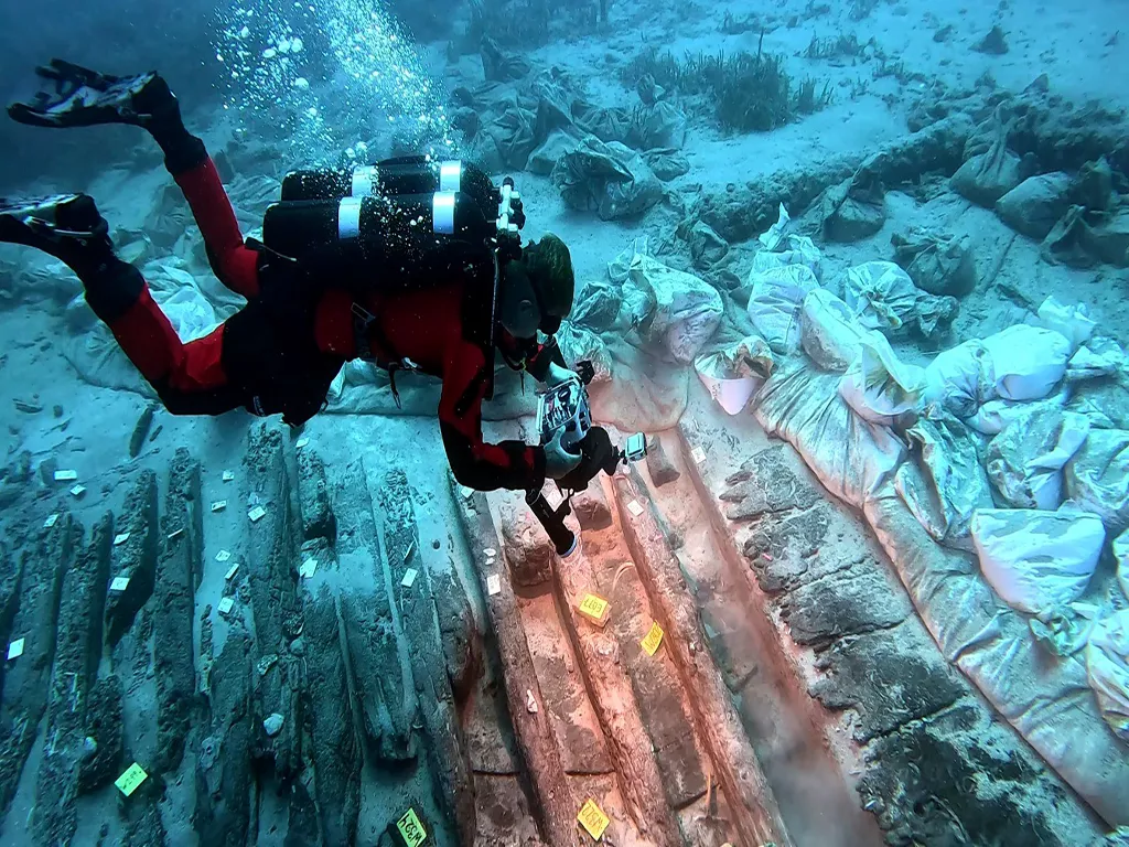 Marsala Punic Warship Shipwreck Diving on the Marsala wreck