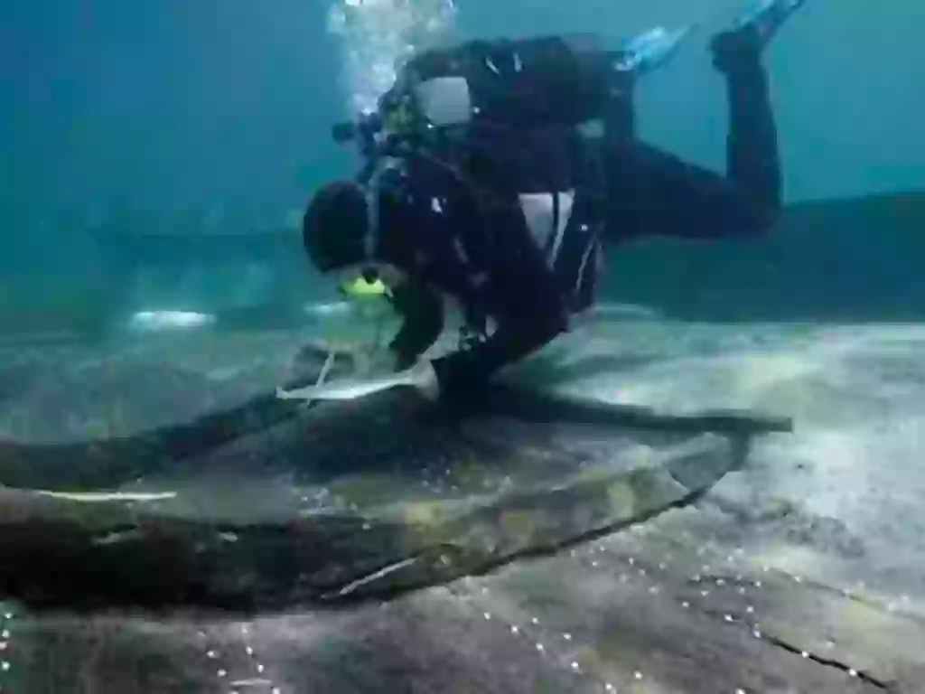 Early Iron Age Shipbuilding: 1200-700 BC - Naval Warfare, Ship Depictions & Shipwrecks - Zambratija Cove Shipwreck