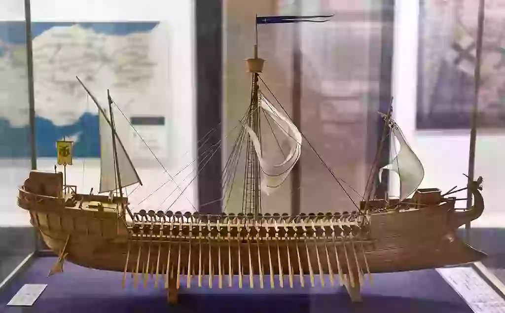 Naval Technology in the Mediterranean during the Roman Era - Model of a Dromon